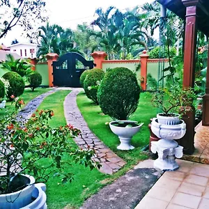 https://norfolk-airport-villa.kandyhotelsnow.com