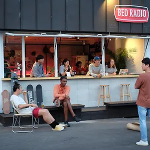 Bed Radio Dongmoon Pensión Jeju